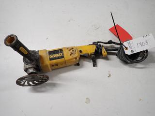 DeWalt DW831 5 In. Angle Grinder 120V 12A.