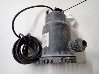 Simer No. 2430 Submersible Water/Utility Pump.