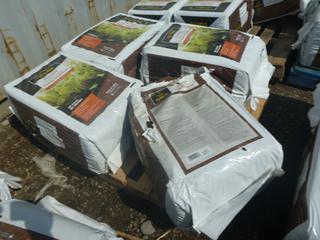 (4) Bags of Coop Gold Peat Moss 3.8 cu Ft/107 L Ea.