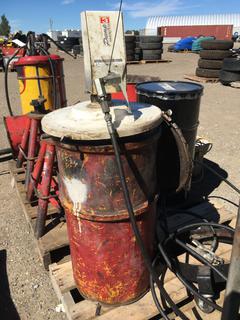 Pump Master 3 Pneumatic Grease Pump.