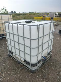 1000 L Water Tote.