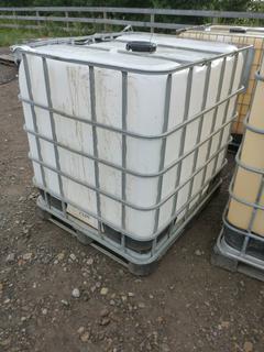 1001 L Water Tote.