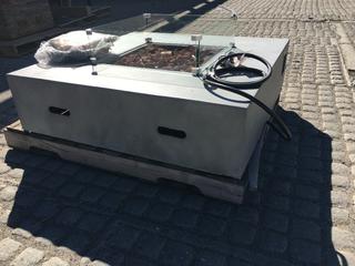 Unused Concrete Square Fire Table 107cm x 107cm x 29cm H.
