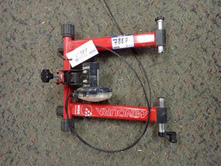 Minoura Magturbo Bike Trainer Stand.