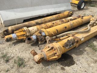 (4) CAT 637 Ejector Cylinders.