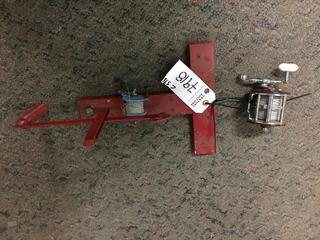 Ice Fishing Tipper & Penn Peer No. 209 Reel.