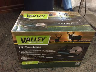 Valley Sportsman 7.5" Food Slicer. 