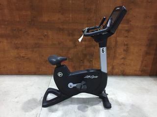 Life Fitness Model 95CS Life Cycle Inspire Upright Bike c/w KOPS Leg Position, Programmed Workouts & Touchscreen Display. S/N APU110210.