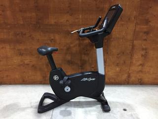 Life Fitness Model 95CS Life Cycle Inspire Upright Bike c/w KOPS Leg Position, Programmed Workouts & Touchscreen Display. S/N APU114961.