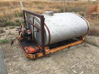 Skid Mounted 900 L Chemical Tank w/Pump, Control # 9274