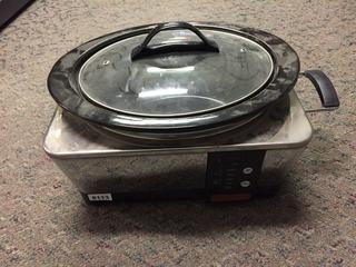 Crock Pot Slow Cooker. 120V, 220W, 60Hz, Model # SCCPTP600P-CN.