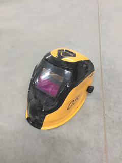 Welding Helmet Solar Powered Auto Darkening.