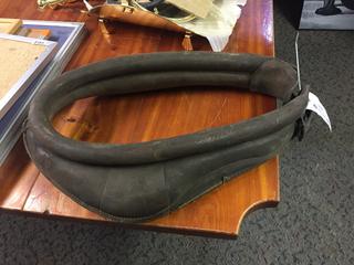 Saddle Collar.