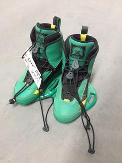 O'Brien Spark Size 6-8 Wakeboard Boots.