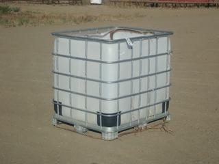 1000L Liquid Storage Tank *Note: Last Contained Polyurethane Foam, Top Cut Off*