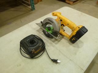 DeWalt 18V 5 3/8 In. Trim Saw w/ Charger (E-2)