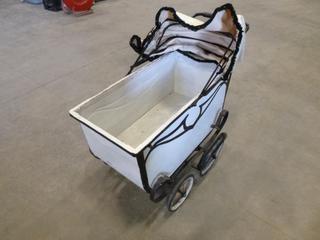 Vintage Baby Pram (Z)