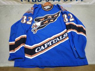 Washington Capitals CCM Hockey Jersey, Size XL, # 32 (G-1)