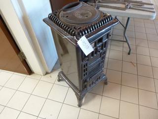 Empire Stove & Furnace Company, Model: Furnola, Cast Iron Stove, 16in. X 16in. x 37in.