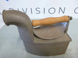 Victoria Registered, Coal Iron W/ Chimney