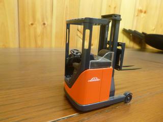 Linde Gabelstapler, Reach Truck, Scale 1:25
