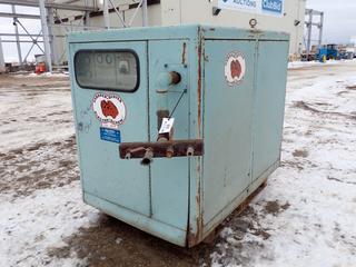 Gardner-Denver ESHBE Electra Screw Compressor c/w 65 Min. Operating PSI, 125 Max. Operating PSI, Showing 21,195 Hrs, W20769 *Note: Working Condition Unknown*