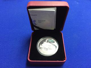 2002 Canada Twenty Dollar Fine Silver Holographic Coin.