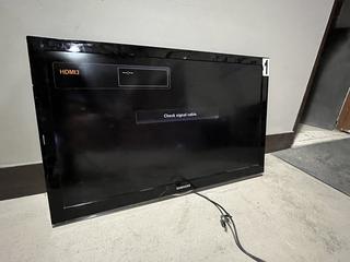 Samsung 40in TV, 240V, 190W. Model # LN40C530F1F, S/N Z1X73CTB200696Z. *Tested, Powers Up.