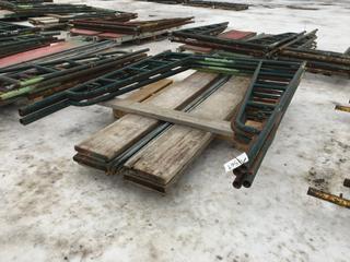 (4) Arch Frames 5ft W x 80in , (4) Planks 8ft x 10in and Cross Braces.