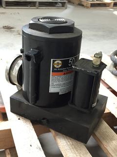 Omega 50 Ton Air Actuated Hydraulic Bottle Jack.