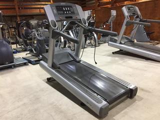 Life Fitness 95Ti Treadmill w/ FlexDeck Shock Absorption System, 0-15% Incline, 0.5-12 mph, 120V, 20 Amp Plug. S/N ATT 111346.