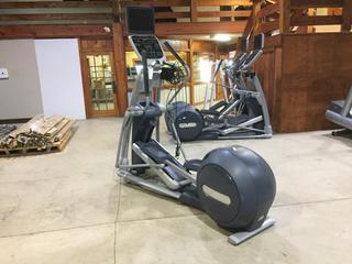 Precor Precision Series Elliptical Cross Trainer PVS15-DT. 21V, 4.16A, S/N ADFXK08110002.