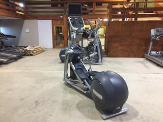 Precor Precision Series Elliptical Cross Trainer PVS15-DT. 21V, 4.16A, S/N AEYPK01110010.