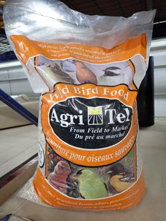 Agri Tel 16kg Bag of Wild Bird Food, Opened.