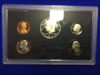 1983 United States Coin Set.