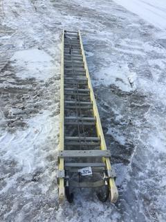 Featherlite 375 Fiberglass Extension Ladder 28ft.