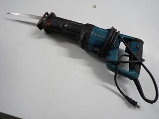 Makita JR3050T Electric Reciprocating Saw, 120V, 9A, 50-60Hz.