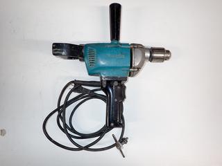 Makita 6013B-R 1/2in T-Handle Drill with Chuck Key, 120V, 6.3A, 690W.