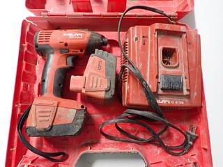 Hilti SID 144-A 14.4V Impact Driver with (2) Batteries and Charger.
