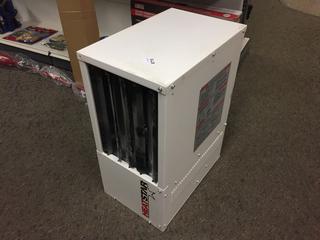 Heat Star 120V Outdoor Heater. 
