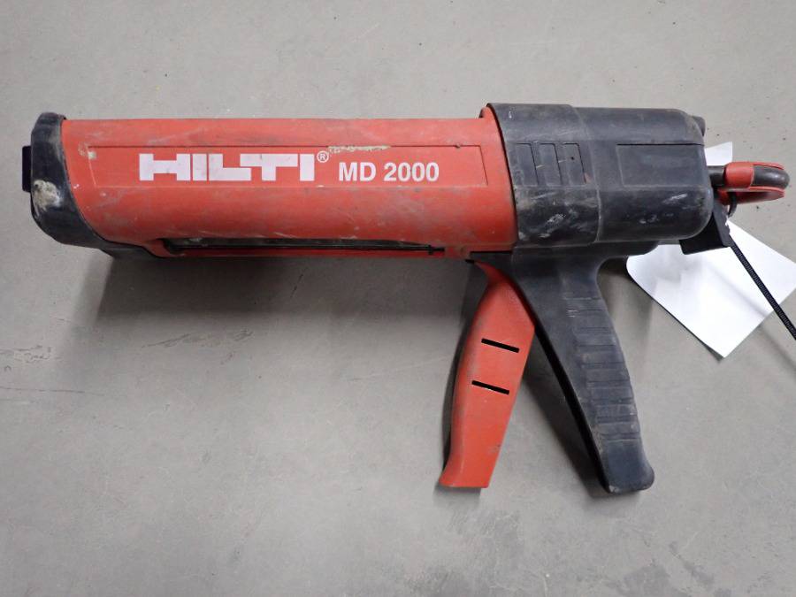 Pistola MANUAL SILICONA HILTI #CFS-DISP 