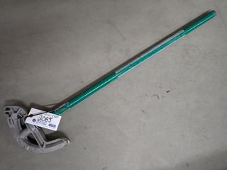 Rigid 1/2in Conduit Bender, 3/4in EMT, Greenlee 841A.