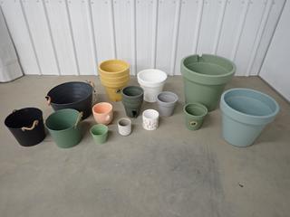 Assorted Metal and Plastic Plant Pots, Damaged. (8-P-1)