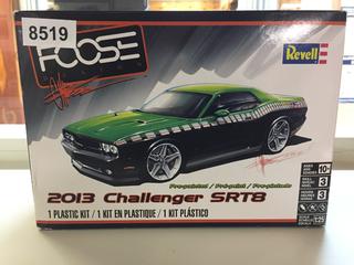 Foose Design 2013 Challenger SRT8 Diecast Model. (28-C-1)