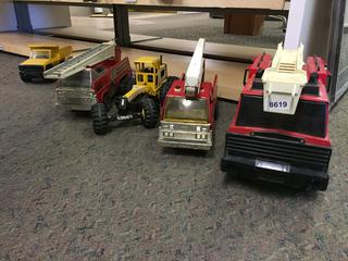 (6) Large Diecast Models. (23-A-4)