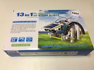 13 in 1 Educational Solar Robot. (21-B-2)