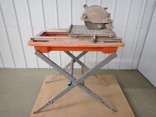 Ridgid Model R4030 7in Wet Tile Saw c/w Stand, 6500 RPM, 120V-60Hz, 9A. (WH)