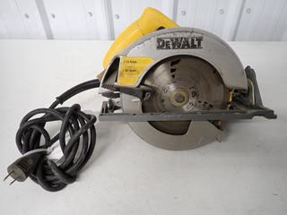 DeWalt DW368 7 1/4 in. Circular Saw. (2-C-3)