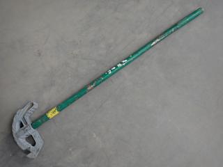 Greenlee 840 1/2" EMT Only, Deduct 5" At Arrow Conduit Bender. (3-C-3)