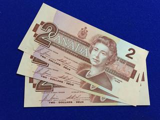 Bank Of Canada Uncirculated Sequential Two Dollar Bank Notes, S/N EGR978997, EGR9789978, EGR9789979.